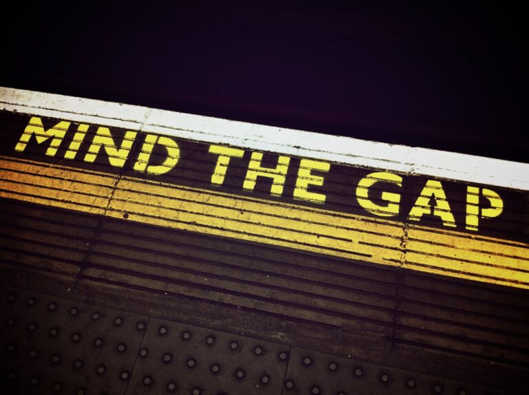 mind the gap signage